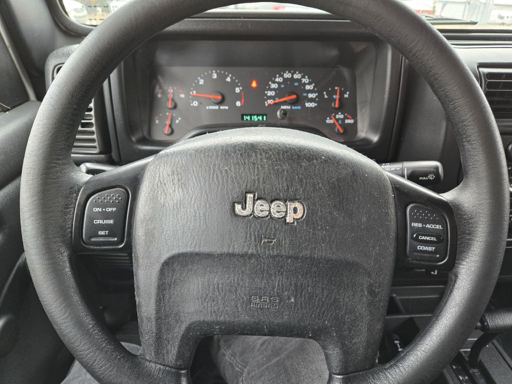 Photo 17 of this JEEP WRANGLER / TJ