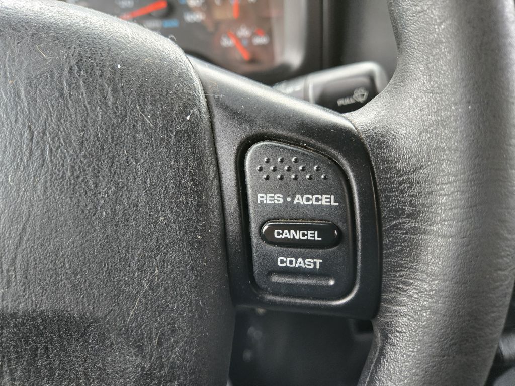 Photo 20 of this JEEP WRANGLER / TJ