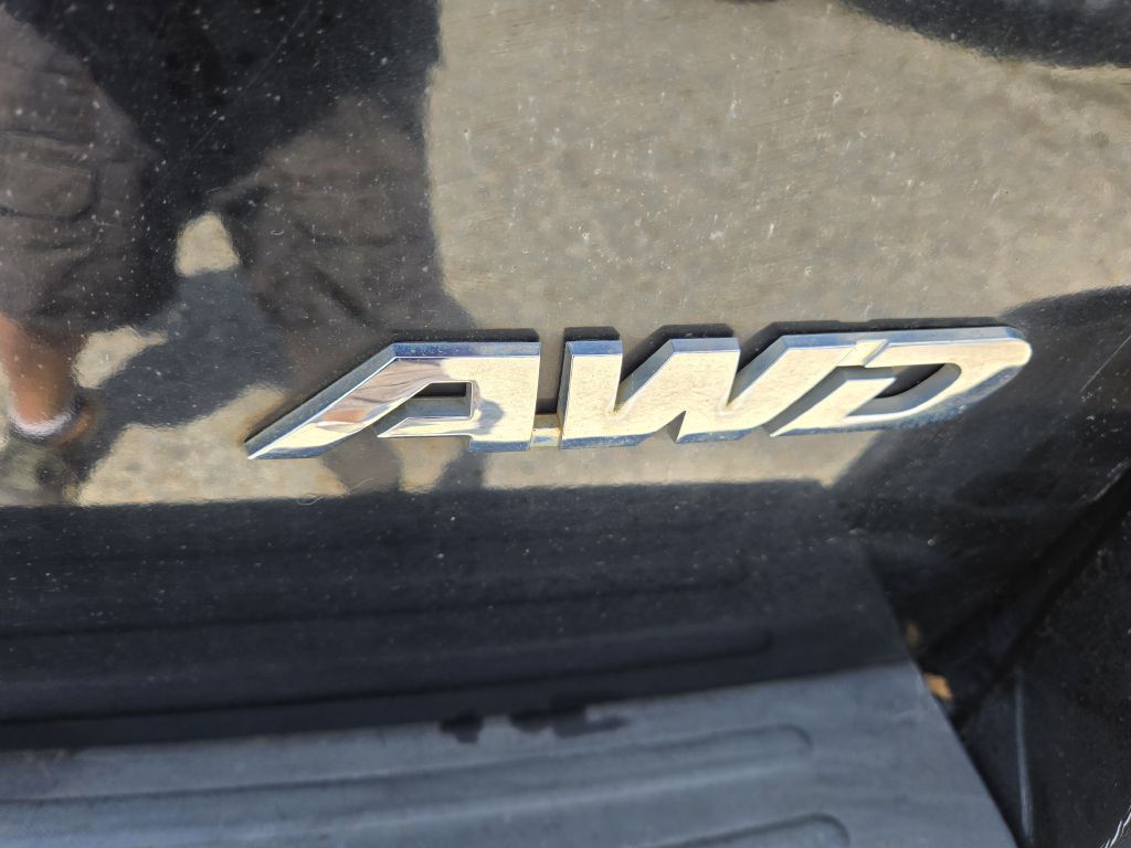 Photo 10 of this FORD EXPLORER