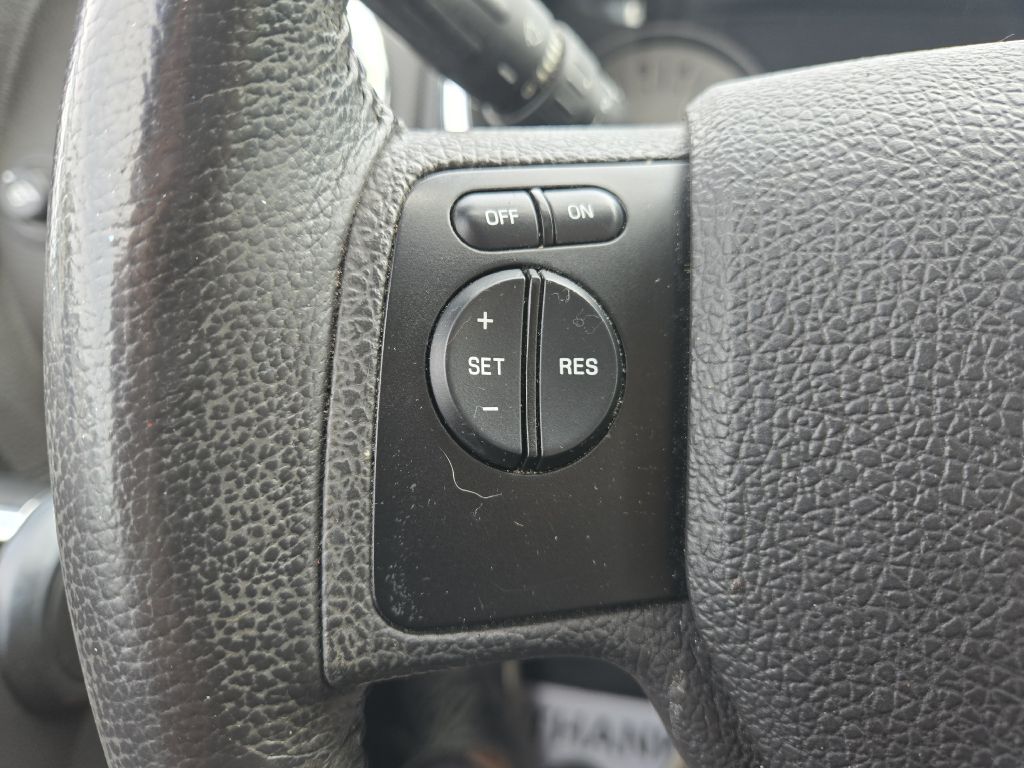 Photo 17 of this FORD EXPLORER