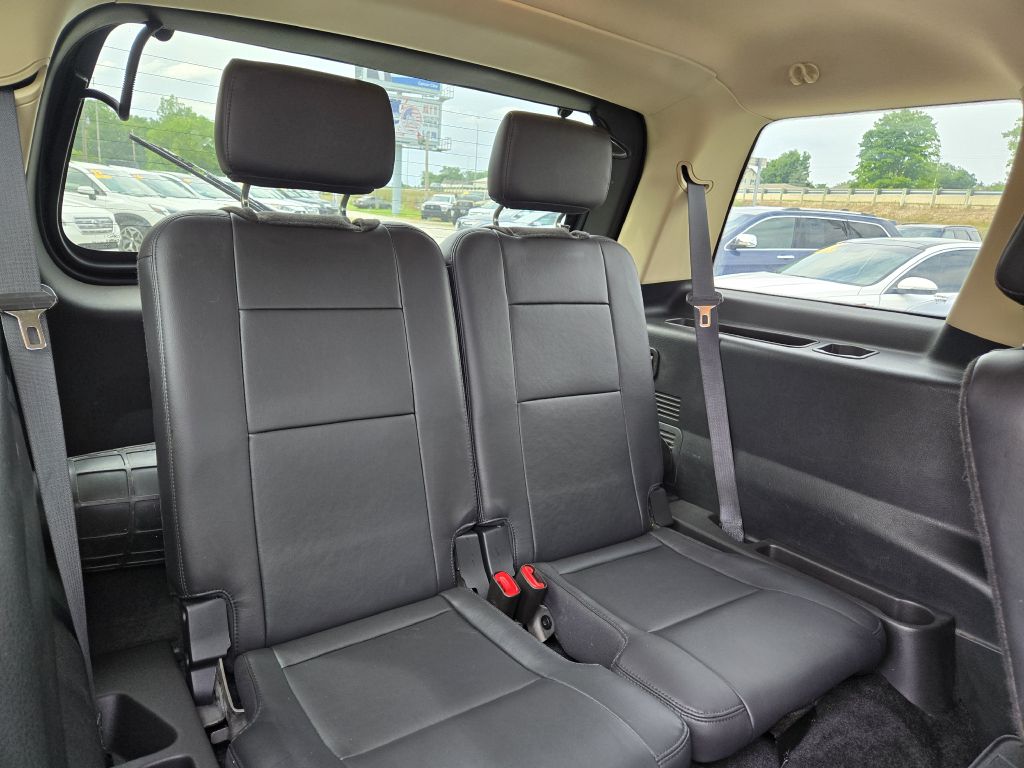 Photo 29 of this FORD EXPLORER