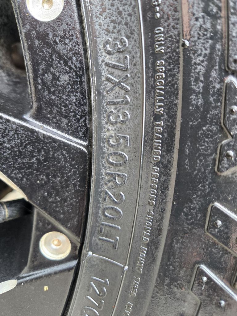 Photo 13 of this JEEP WRANGLER