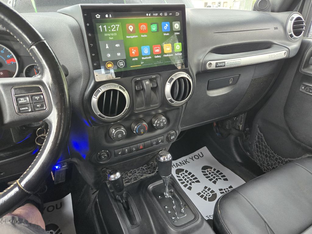 Photo 39 of this JEEP WRANGLER