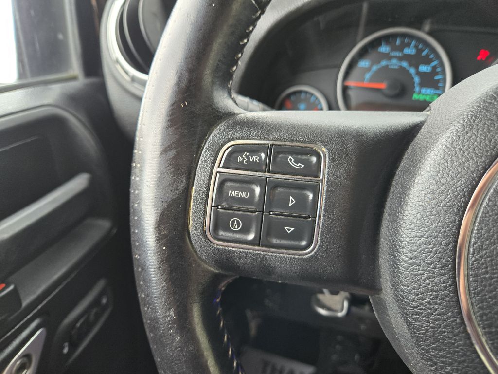 Photo 40 of this JEEP WRANGLER