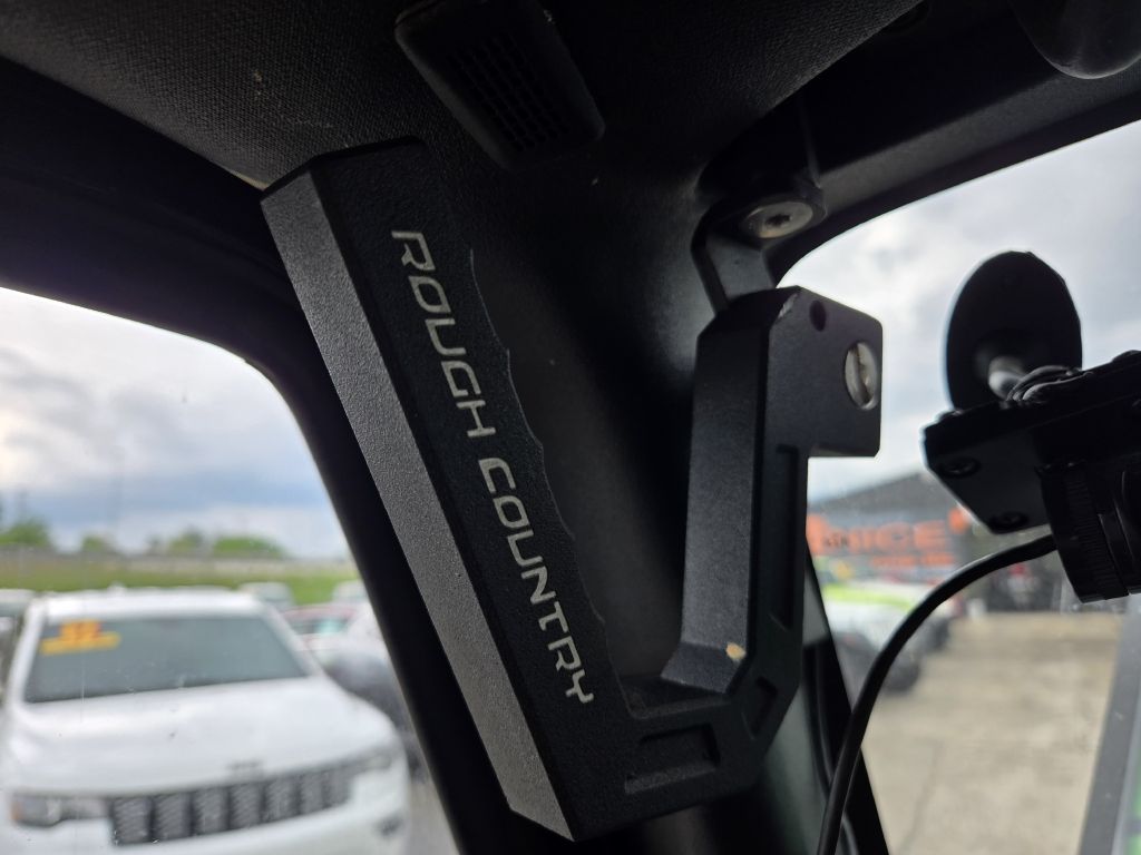 Photo 43 of this JEEP WRANGLER