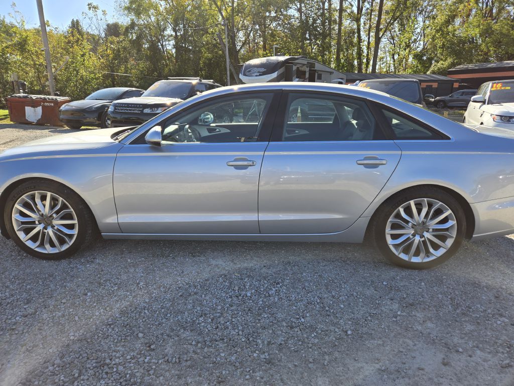 Photo 8 of this AUDI A6