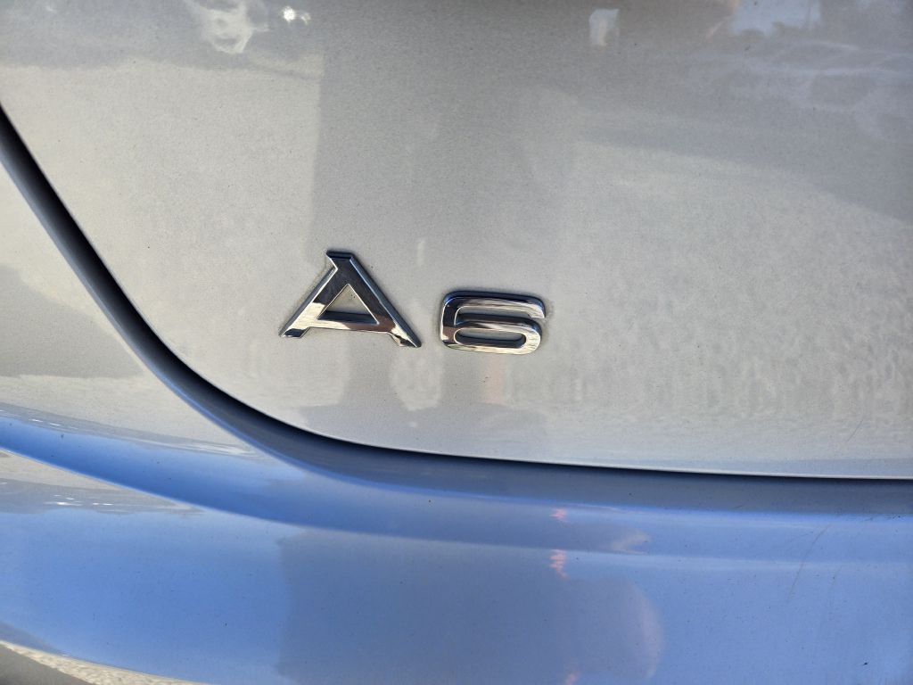 Photo 11 of this AUDI A6