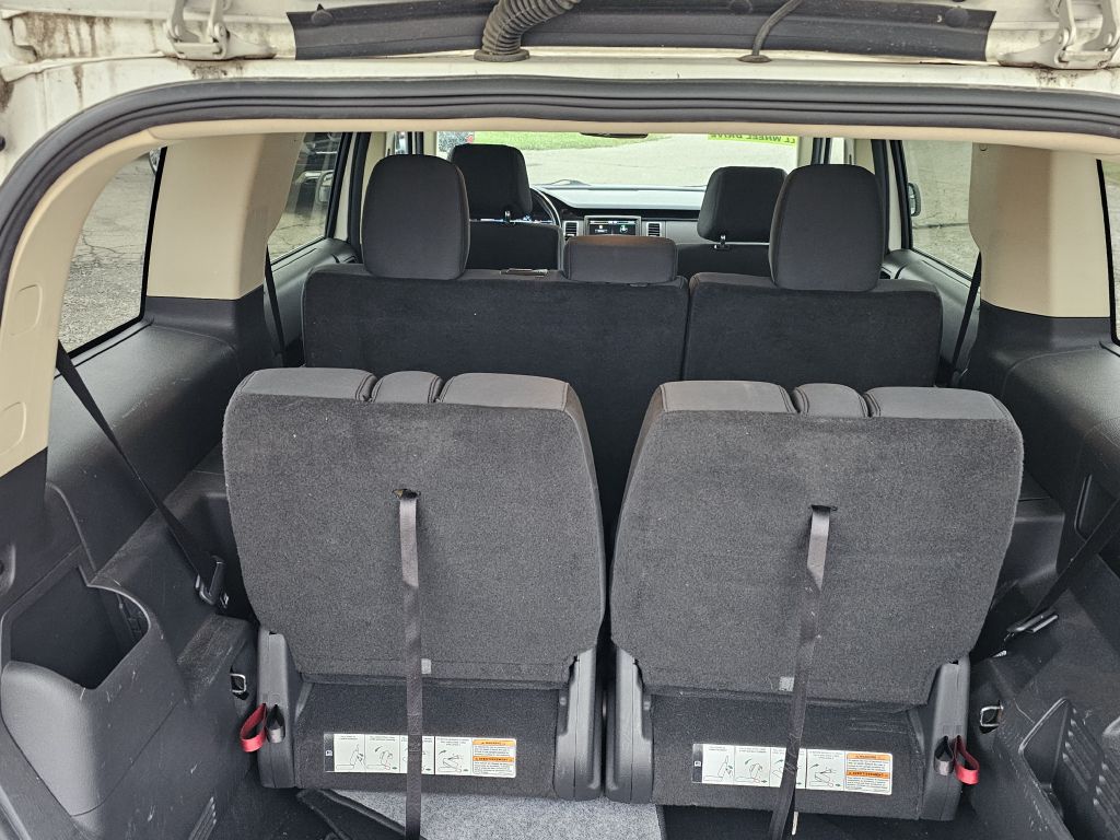 Photo 14 of this FORD FLEX