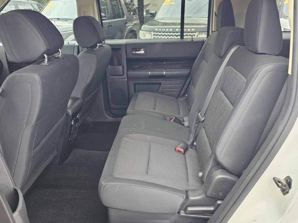 Photo 16 of this FORD FLEX