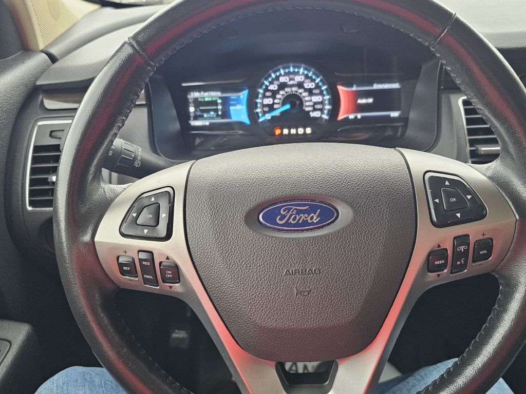 Photo 43 of this FORD FLEX