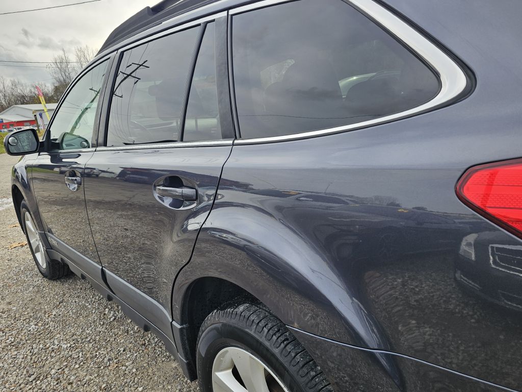 Photo 10 of this SUBARU OUTBACK