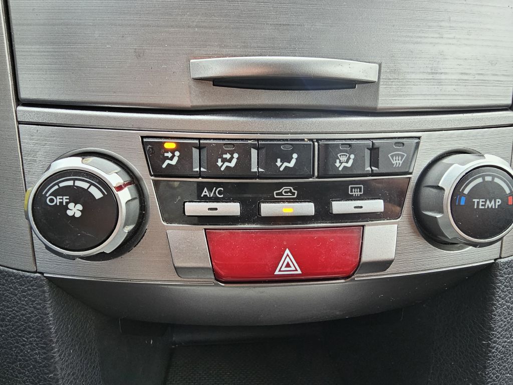 Photo 27 of this SUBARU OUTBACK