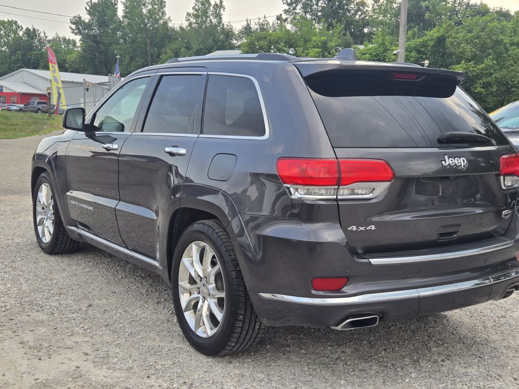 Photo 7 of this JEEP GRAND CHEROKEE