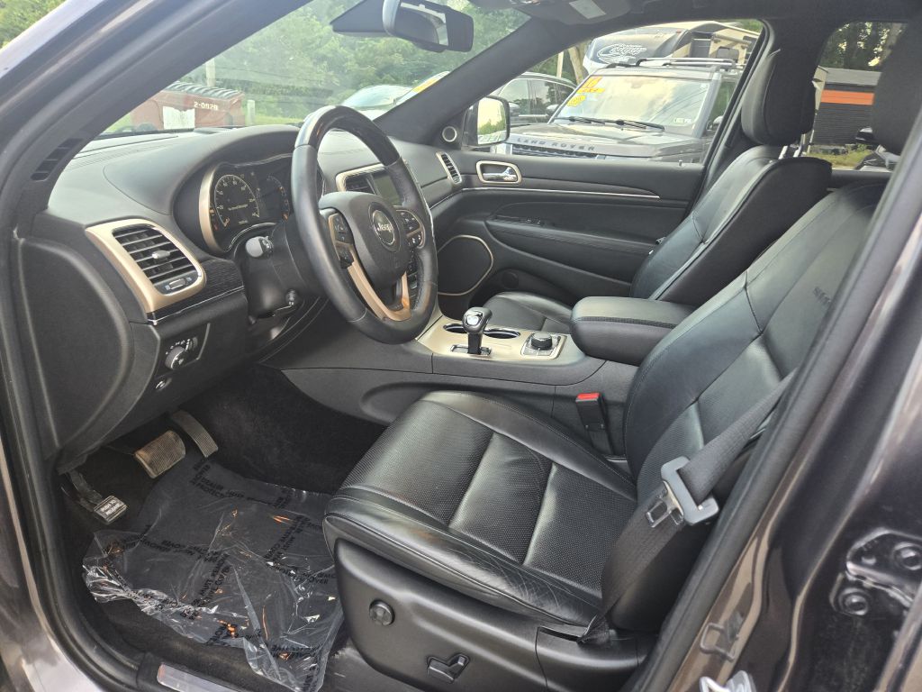 Photo 13 of this JEEP GRAND CHEROKEE