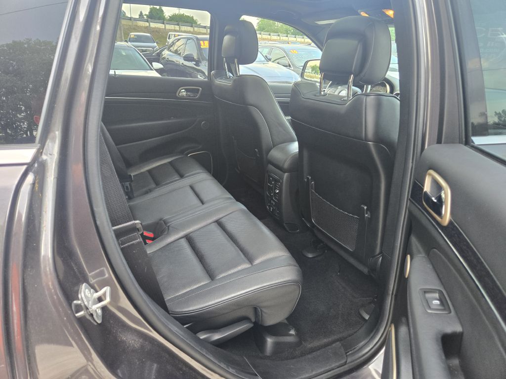 Photo 29 of this JEEP GRAND CHEROKEE