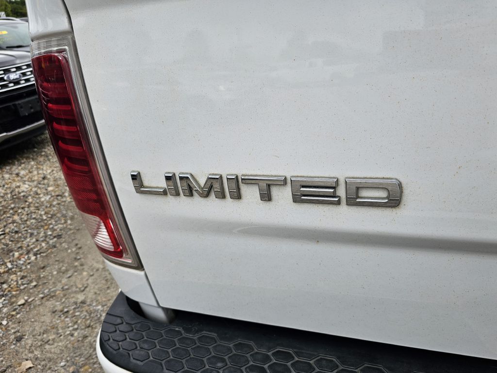 Photo 9 of this RAM 1500