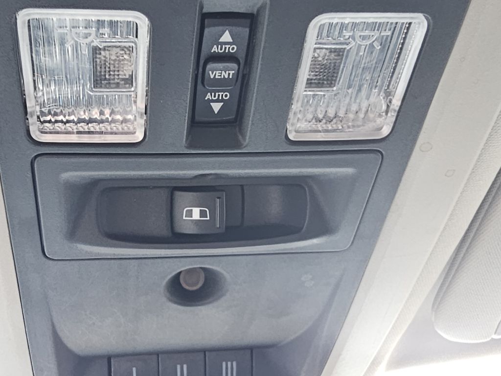 Photo 35 of this RAM 1500