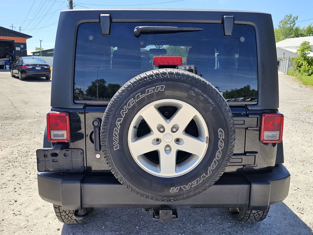 Photo 4 of this JEEP WRANGLER