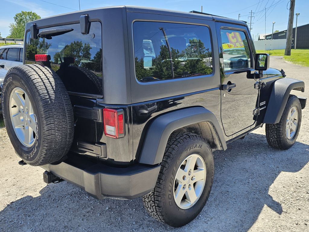 Photo 5 of this JEEP WRANGLER