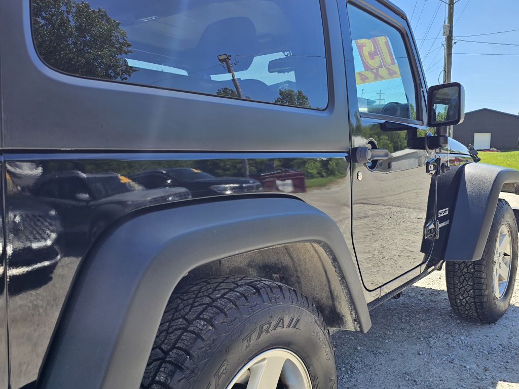 Photo 9 of this JEEP WRANGLER
