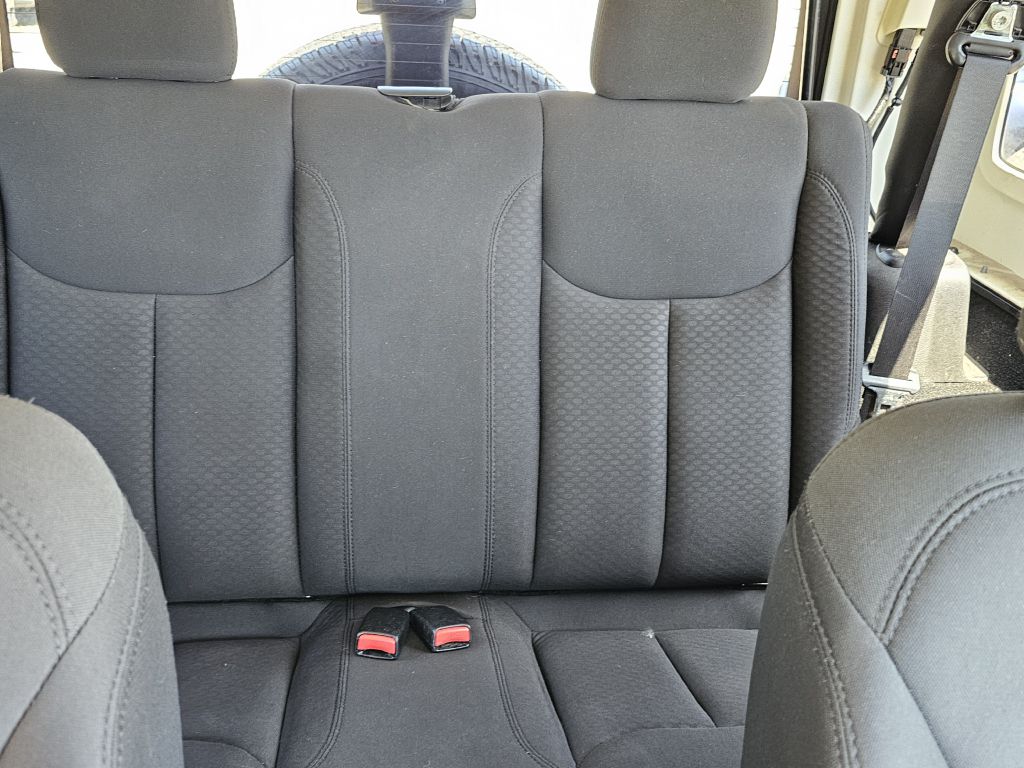 Photo 12 of this JEEP WRANGLER