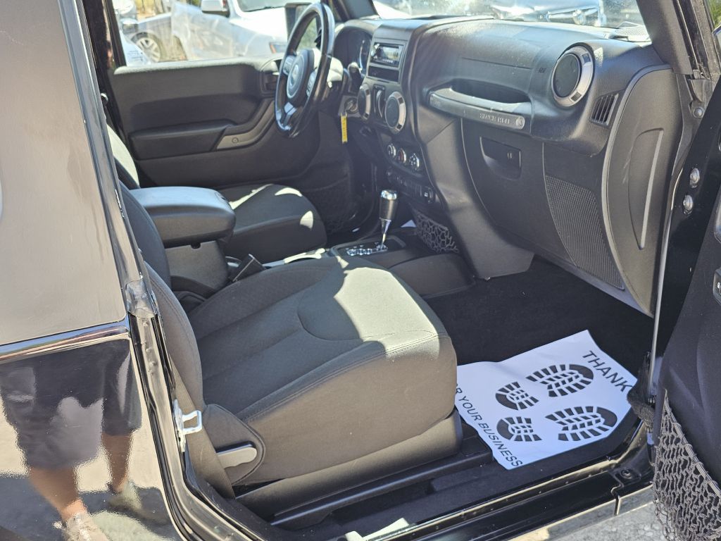 Photo 13 of this JEEP WRANGLER