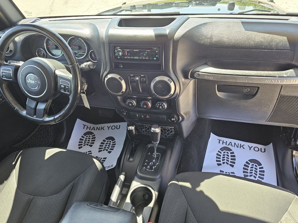 Photo 19 of this JEEP WRANGLER