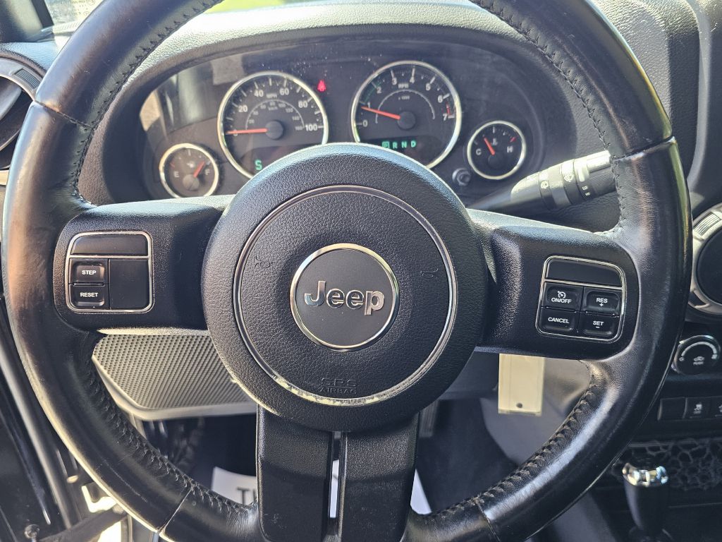 Photo 20 of this JEEP WRANGLER