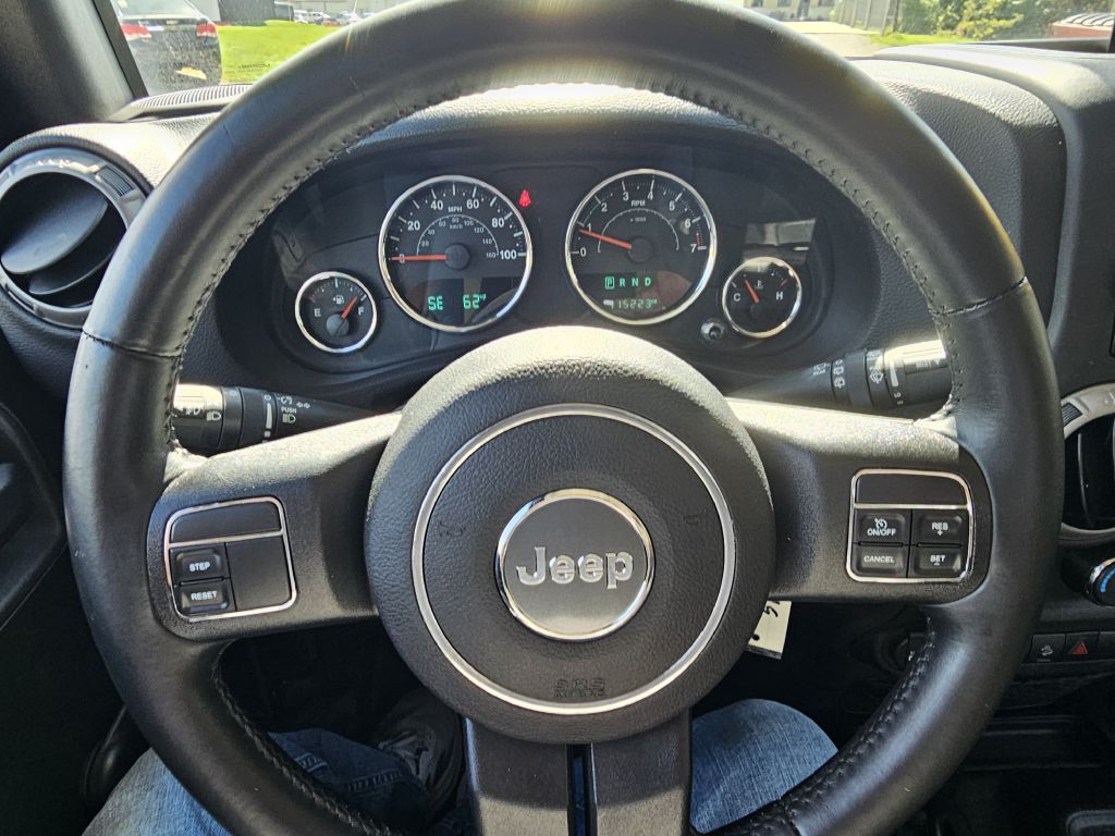 Photo 21 of this JEEP WRANGLER