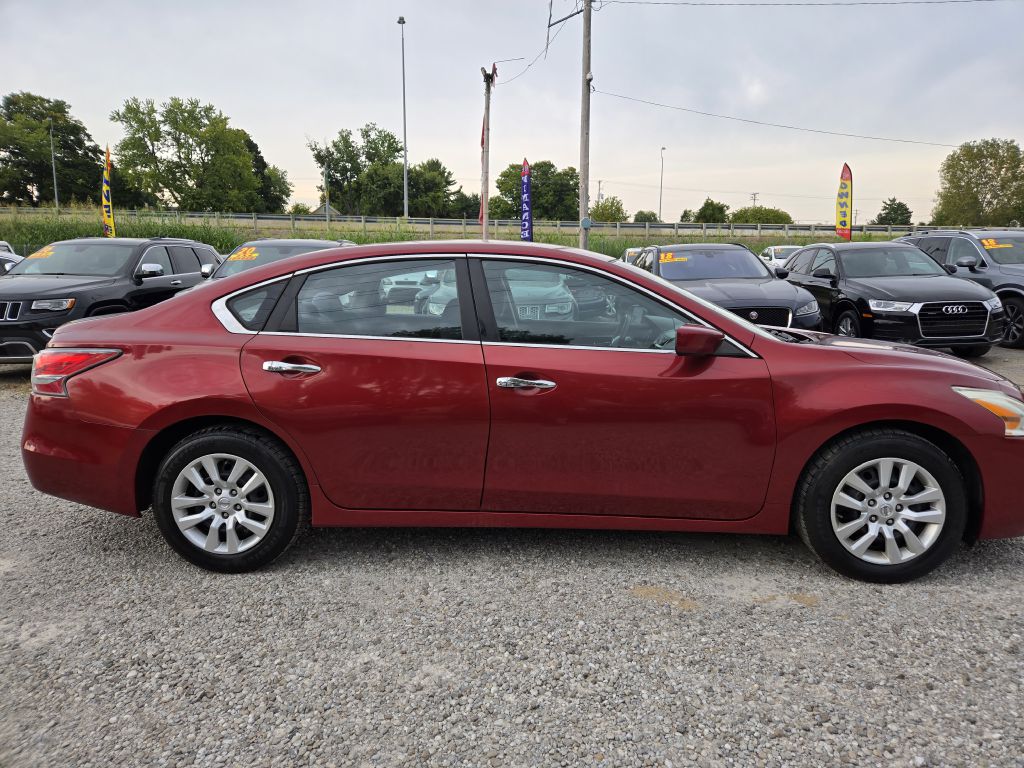 Photo 4 of this NISSAN ALTIMA