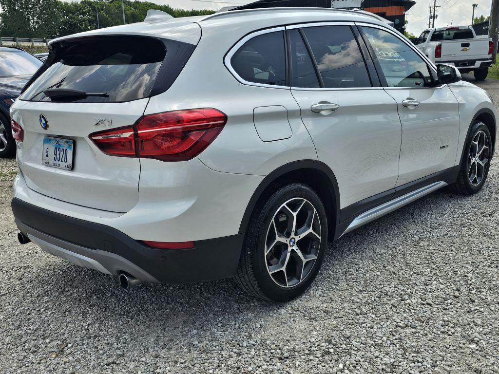 Photo 5 of this BMW X1