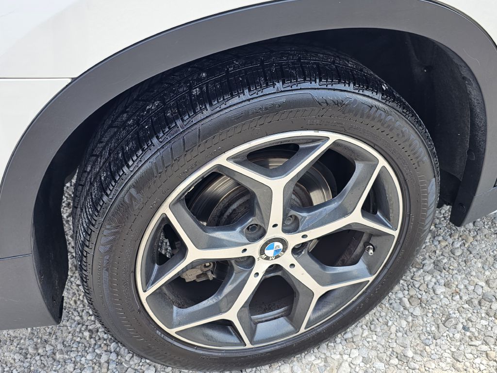 Photo 13 of this BMW X1