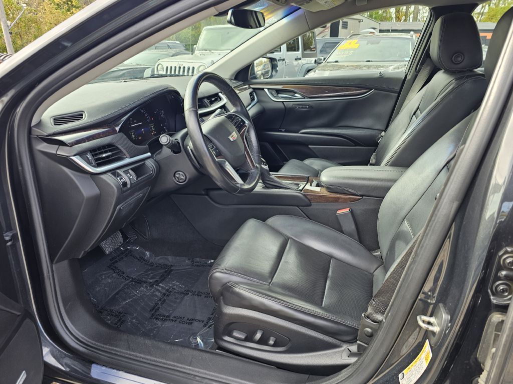 Photo 15 of this CADILLAC XTS