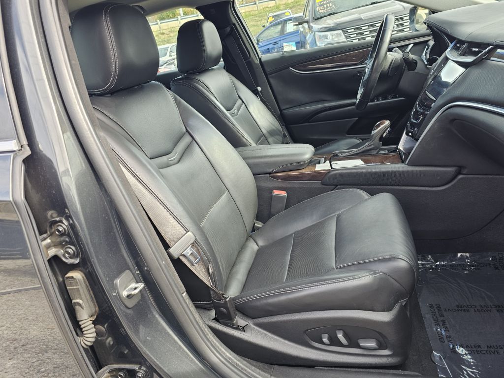 Photo 17 of this CADILLAC XTS