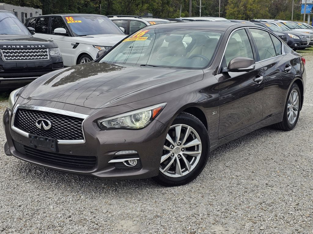2016 INFINITI Q50