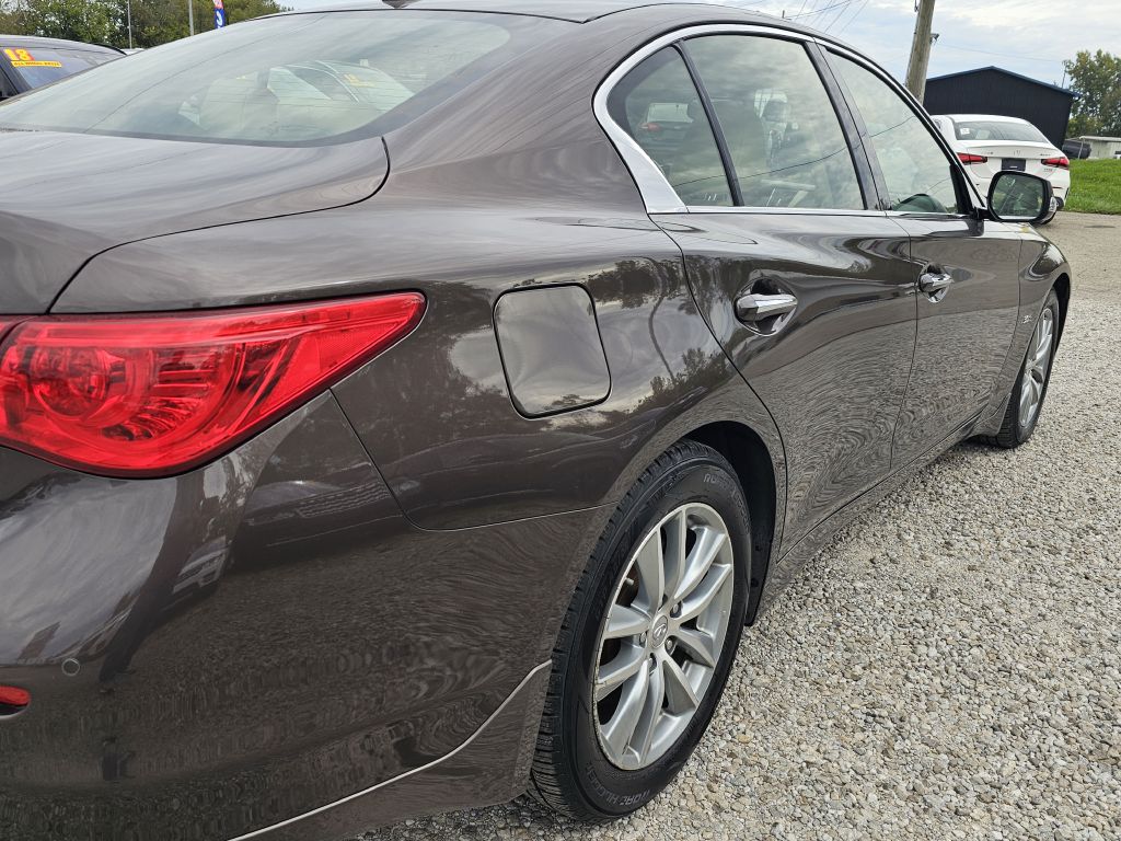 Photo 8 of this INFINITI Q50