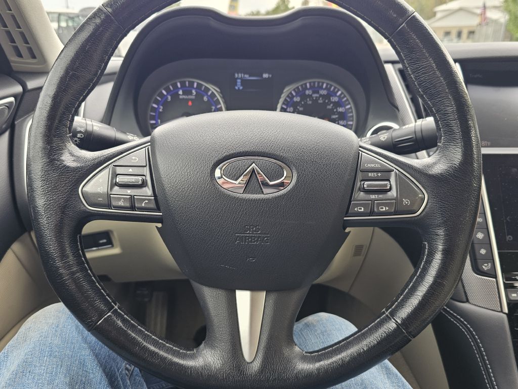 Photo 33 of this INFINITI Q50
