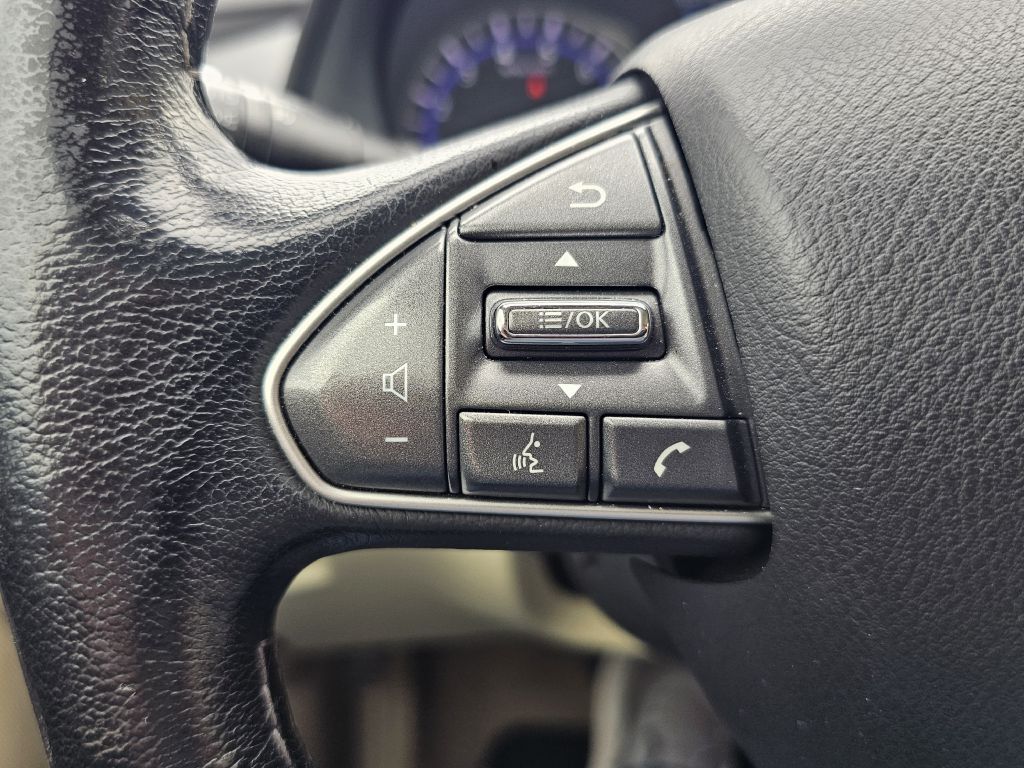 Photo 34 of this INFINITI Q50