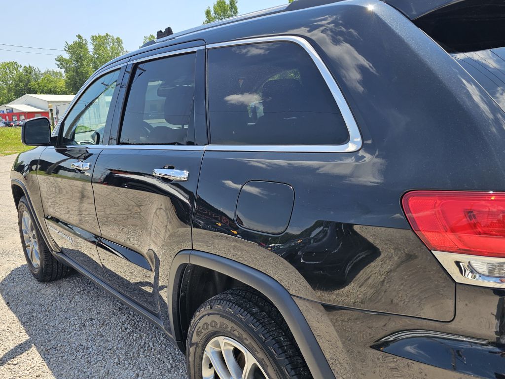 Photo 11 of this JEEP GRAND CHEROKEE