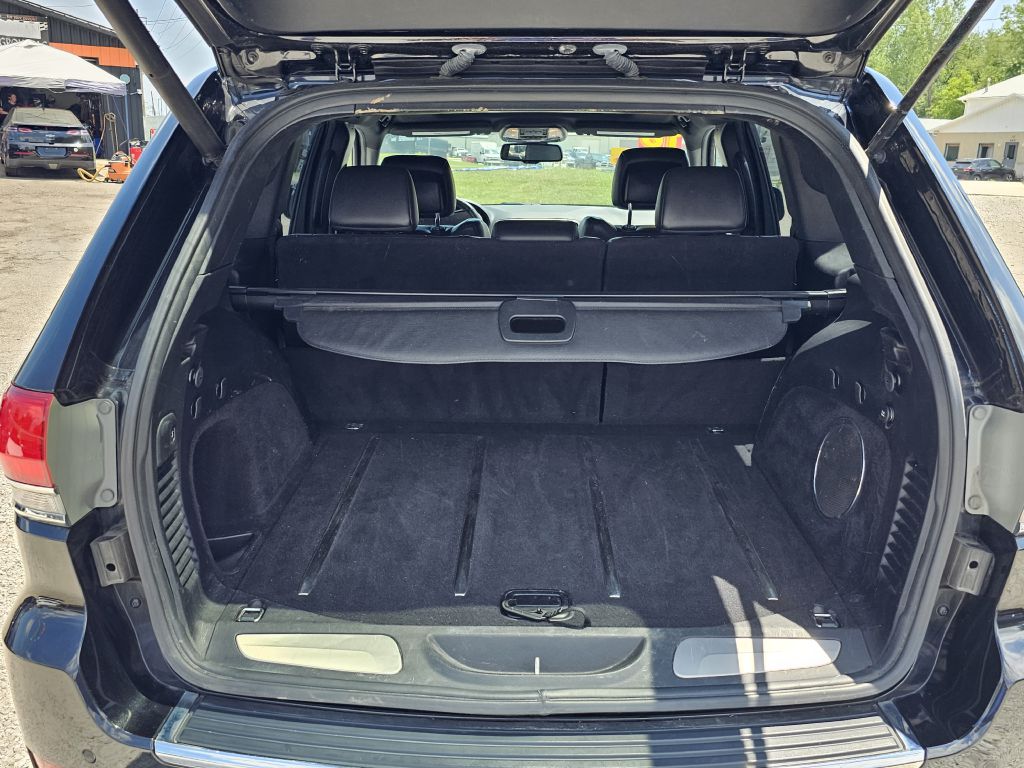 Photo 14 of this JEEP GRAND CHEROKEE