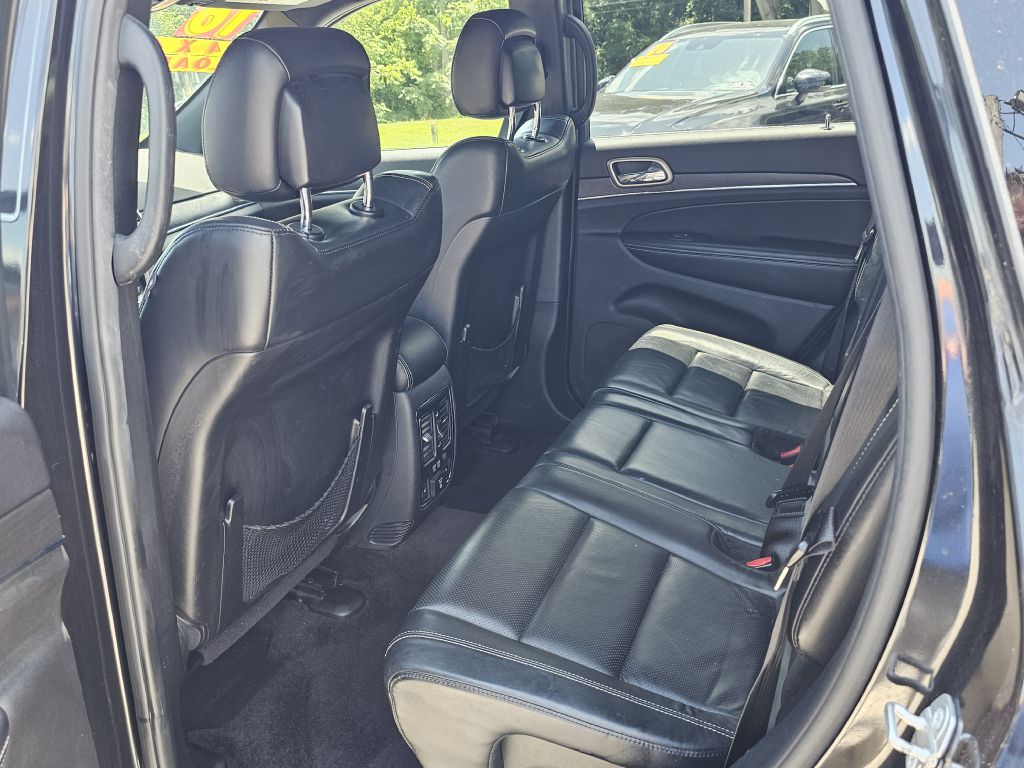 Photo 20 of this JEEP GRAND CHEROKEE