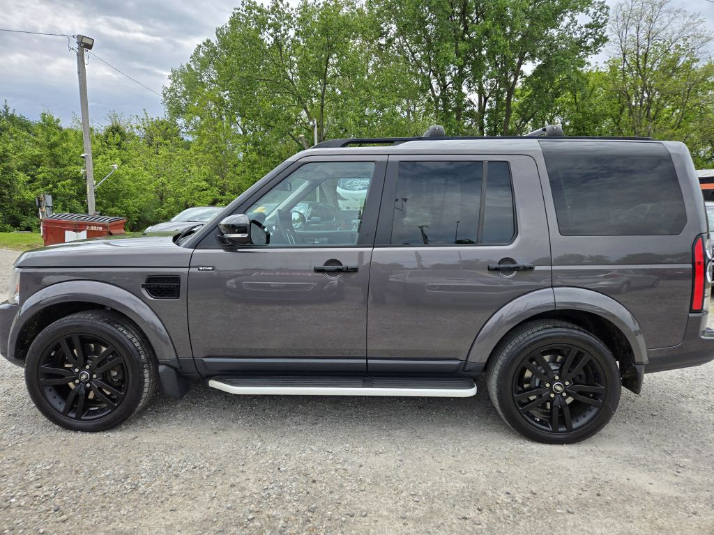 Photo 8 of this LAND ROVER LR4