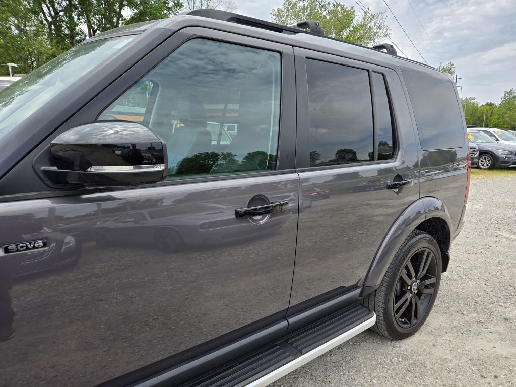 Photo 9 of this LAND ROVER LR4