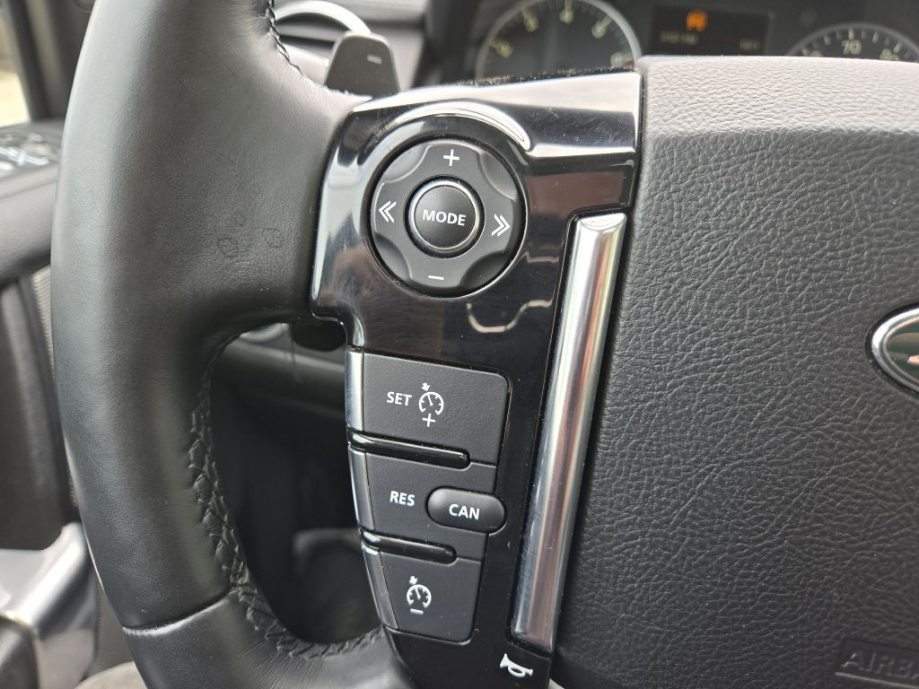 Photo 20 of this LAND ROVER LR4