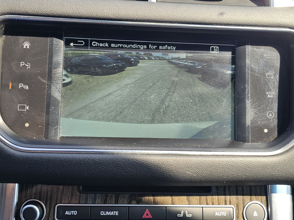 Photo 33 of this LAND ROVER RANGE ROVER SPO