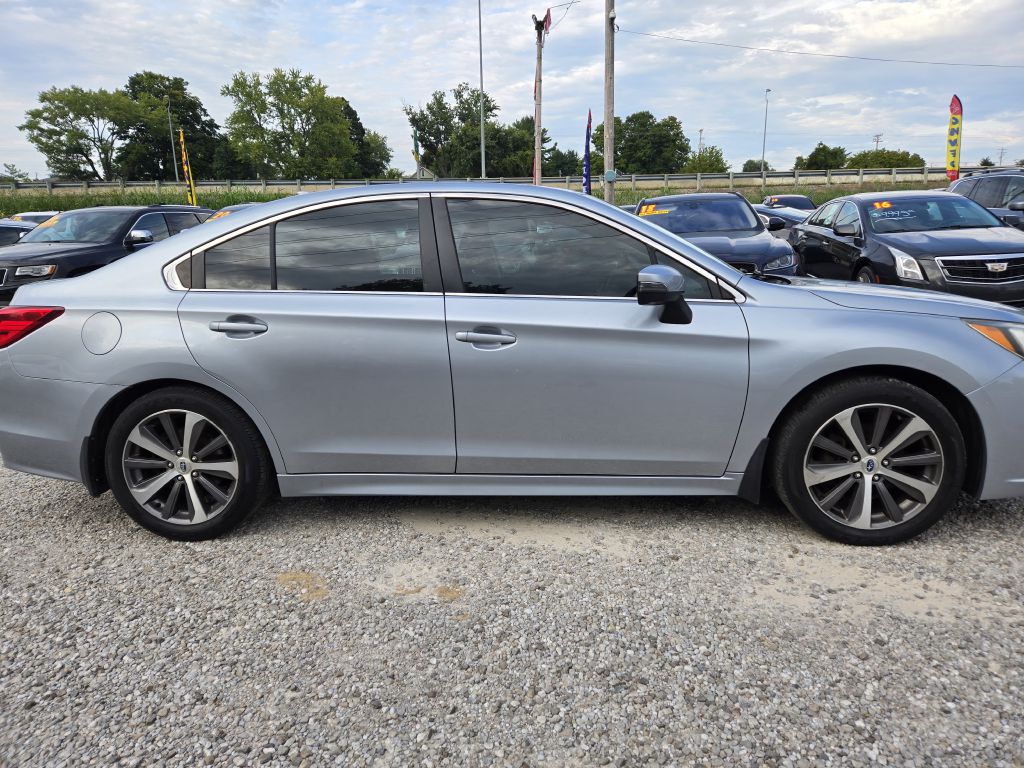 Photo 4 of this SUBARU LEGACY