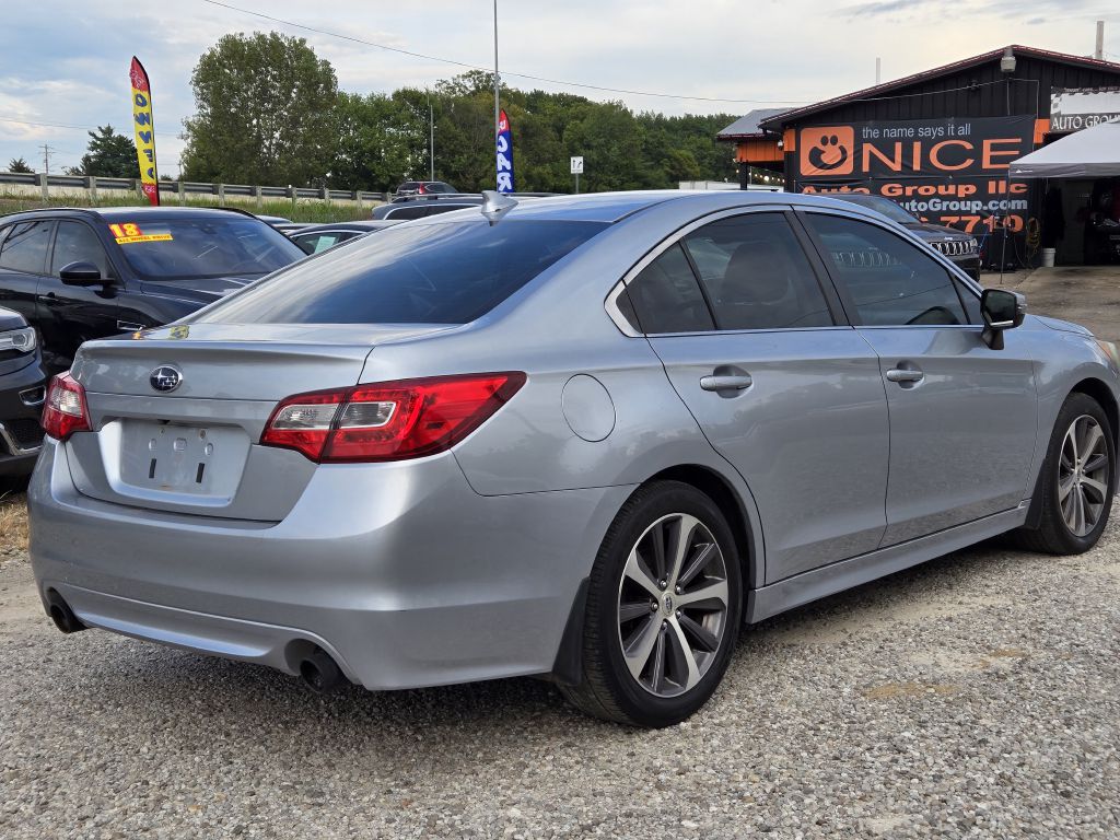 Photo 5 of this SUBARU LEGACY