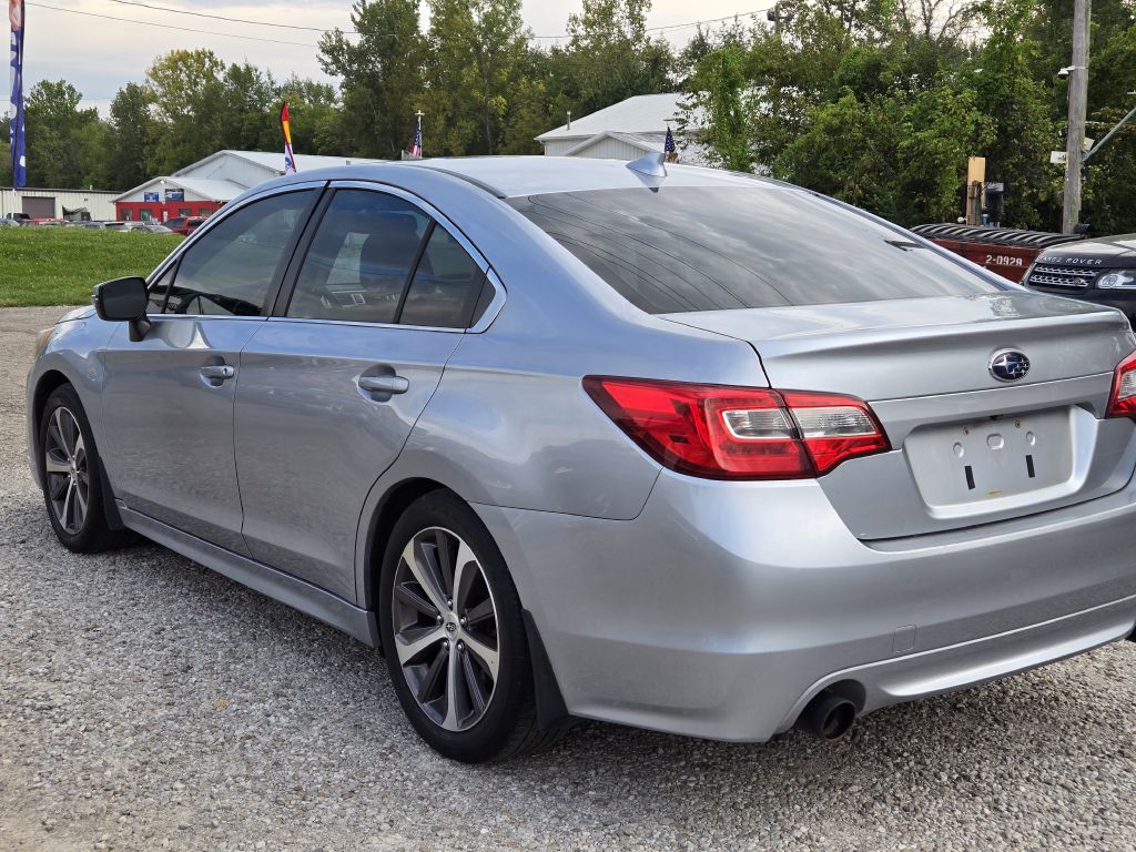 Photo 7 of this SUBARU LEGACY