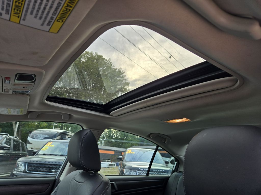 Photo 26 of this SUBARU LEGACY