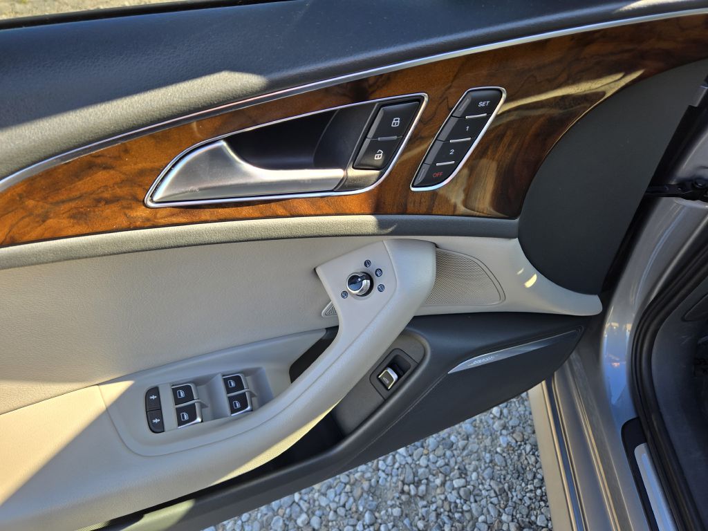 Photo 16 of this AUDI A6